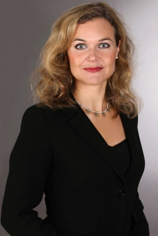 Dr. Charlotte Kurbjuhn