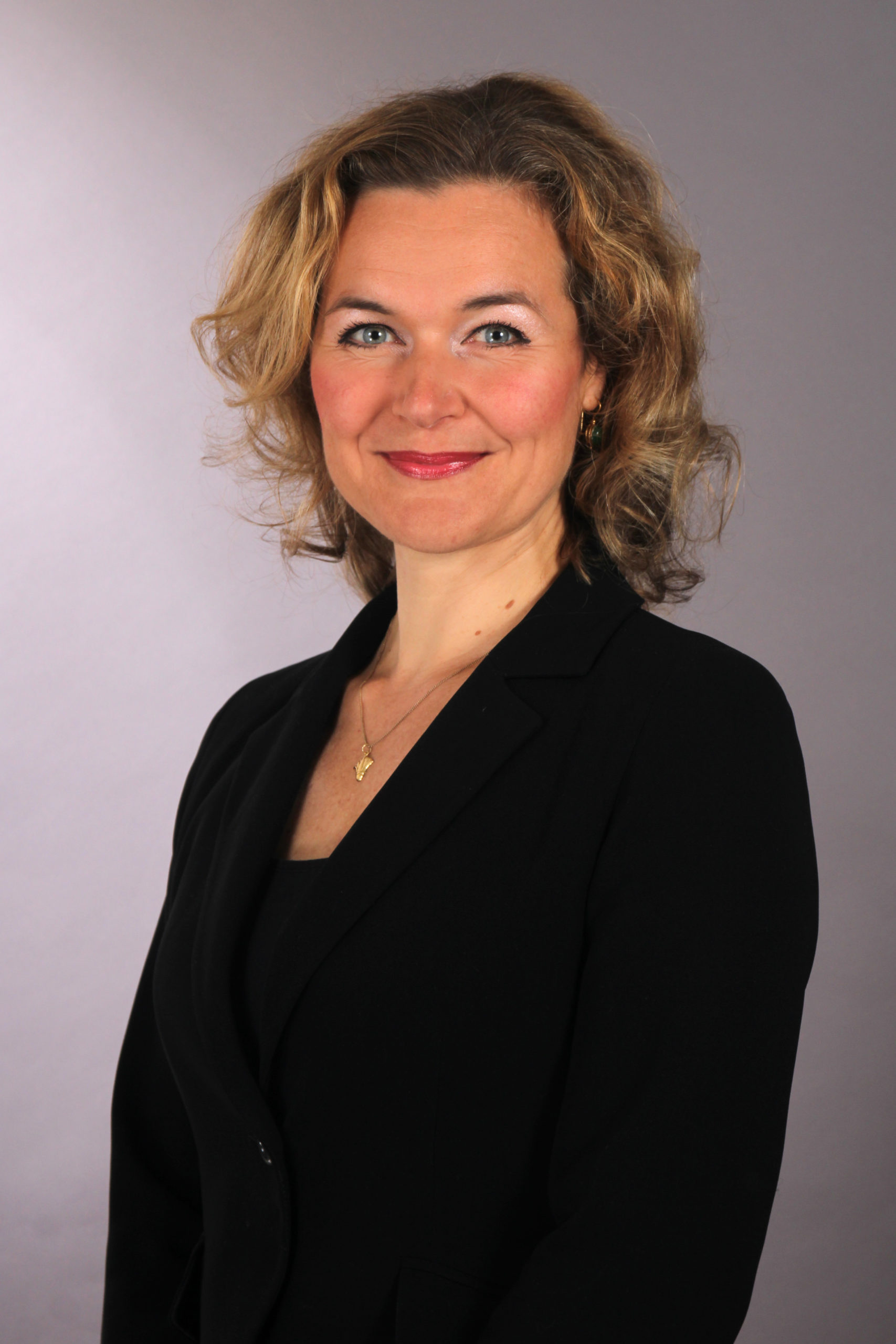 Dr. Charlotte Kurbjuhn