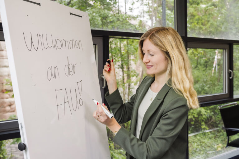 Beitragsbild für Studiengangsangebot